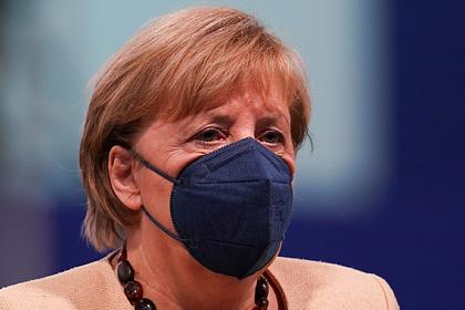 Меркель призвала Путина способствовать переговорам в «нормандском формате»
