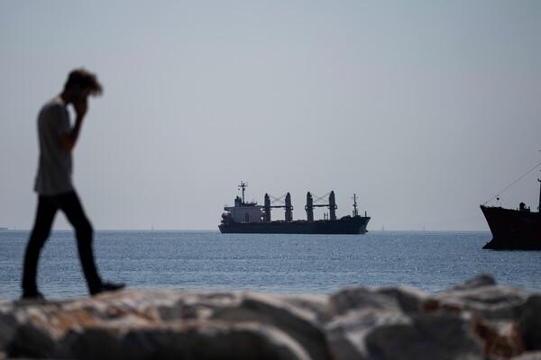 Зеленский: Запад передаст Украине военные корабли для охраны судов в Черном море