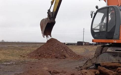 В Караганде меняют водопроводные линии еще на двух улицах